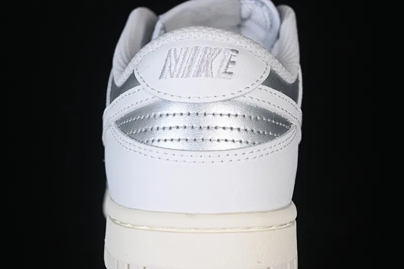 All categories Nk SB Dunk series Nk SB Dunk Low low-top sneakers Nike SB Dunk Low silver low-top casual sneakers IB7311-001